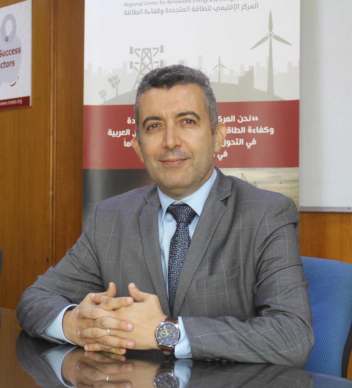 د. جواد الخراز متخصص في الطاقة المتجددة وقضايا المياه